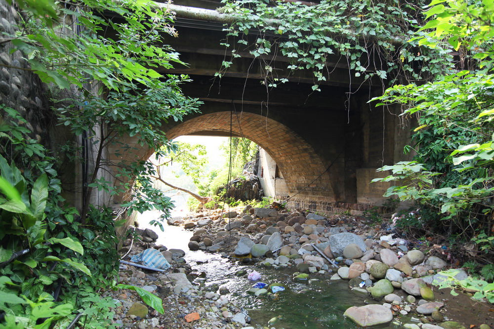 龜崙嶺鐵道橋遺構